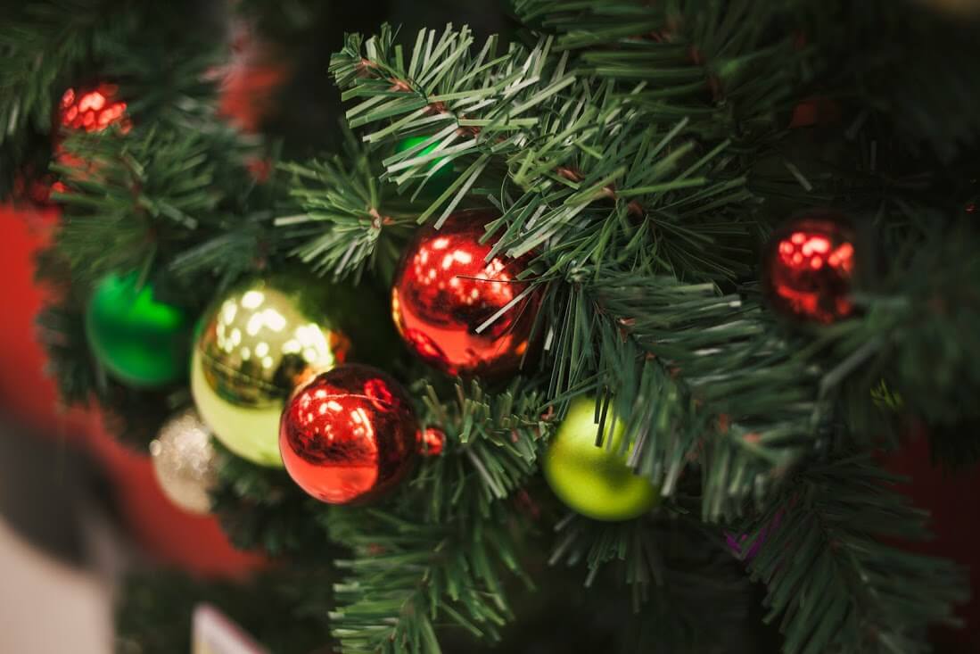 Four Easy Steps for Organizing and Storing Holiday Decorations